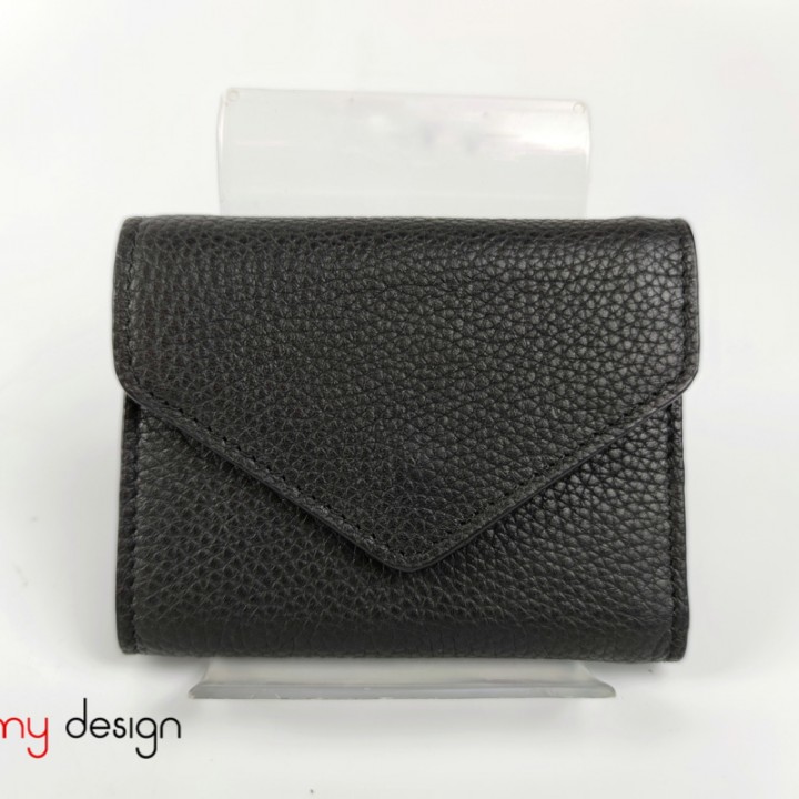 Black button leather wallet